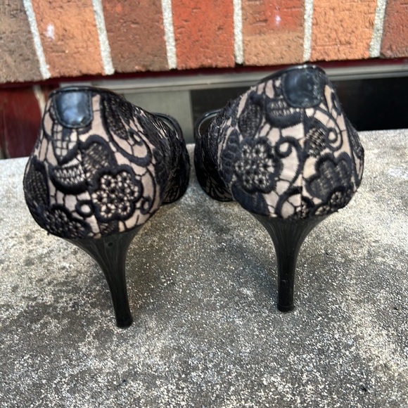 Guess lace heels - Picture 3 of 7